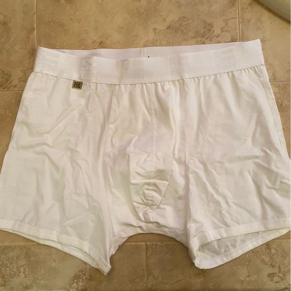 5equals ten NWT White trunk Small - Picture 7 of 12